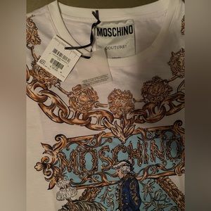 Moschino Graphic T-shirt
